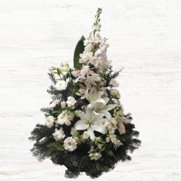 Orchidea királyliliommal fekvő koszorú oázisban