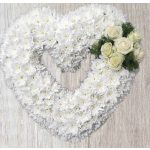CSENDES TISZTELET – FEHÉR SZÍVKOSZORÚ FENYŐ NÉLKÜL 2