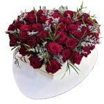 VÖRÖS RÓZSA NAGY SZÍV BOXBAN 48 SZÁLAS 
